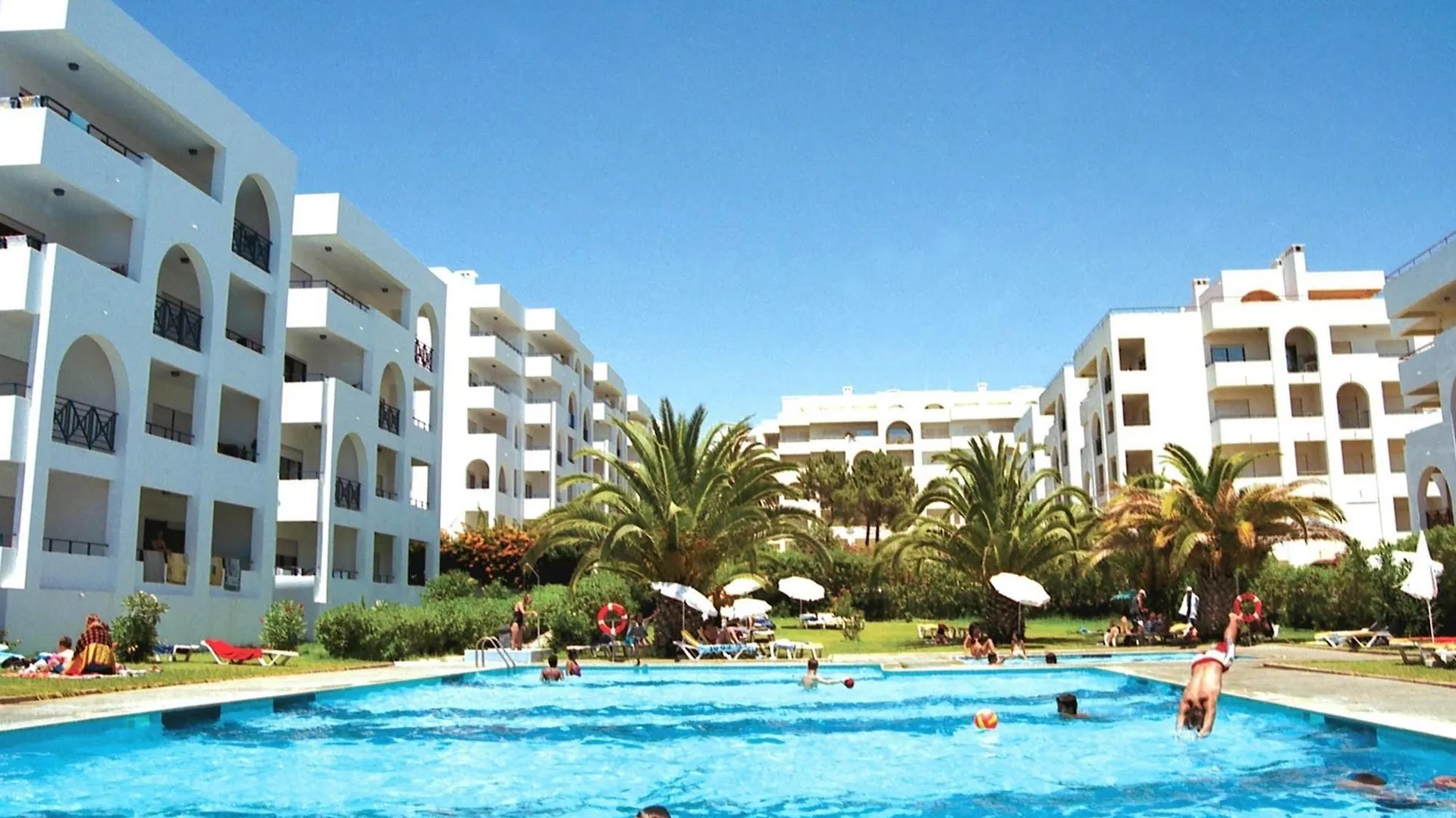 ***  Ukino Terrace Algarve Concept Aparthotel Porches  Πορτογαλία